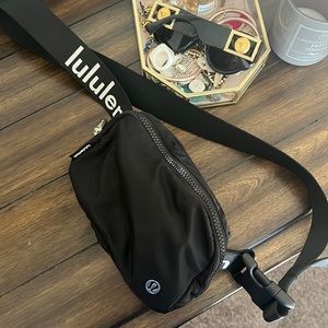 Lululemon bag